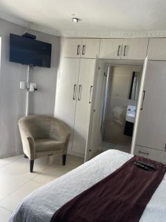 My Mothers Love Guesthouse - 3