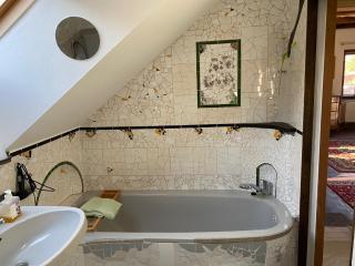 Charmante Dachgeschosswohnung im historischen Gutshaus - Vetschau - 6