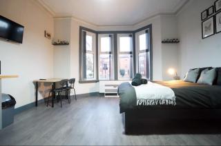Trendy Studio in Moseley - Birmingham - 7