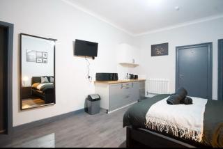 The Stylish Escape in Moseley - Birmingham - 9