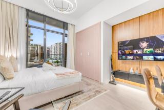 Fully Equipped Studio with Views - 3