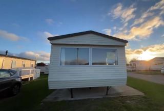 Superb 8 Berth Caravan At California Cliffs, Near Scratby Beach Ref 50006G - 9