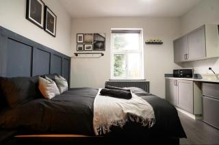 The Bright Moseley Retreat - Birmingham - 1