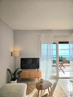 Palmyra Seaview Apartment at Barbati - Barbati - 5