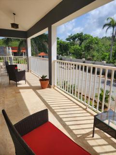 Room for 2 w kitchen pool close to the beach - 1
