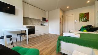 BEST - Studio Trindade with AC and Parking - Oporto - 4