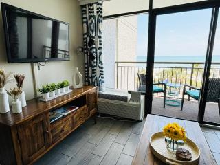 Beach Daze Oceanfront Great Location - Myrtle Beach - 3