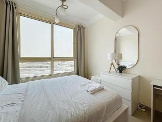 Marina 1 Bedroom Gem - 7