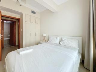 Marina 1 Bedroom Gem - 3