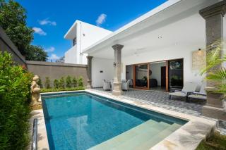 Aster Villa by iBali Management - Legian - 0