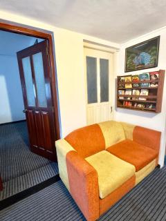 Traveler's Haven Hostel at Colombo Intl Airport - 7