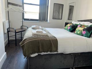 Mathew Street 1 bed apt sleeps 6 - Liverpool - 8