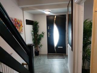 Quibid Homestead Haven QS017 - 0