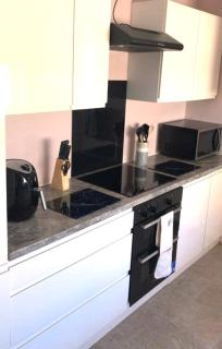 Sowena Contractor Stays - Cleethorpes - Grimsby - 1