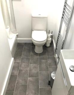 Sowena Contractor Stays - Cleethorpes - Grimsby - 2