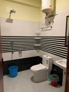 Shalom Guesthouse and Cafe - 2