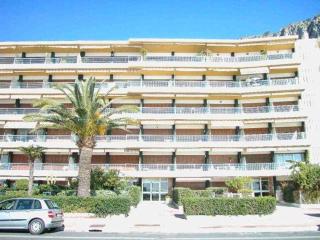 2P à Menton avec terrasse, climatisation et garage - FR-1-196-222 - 2
