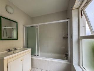 Hout Bay affordable family duplex 7p - 2