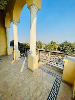 6-BedRoom Entire Home in Bahria - Lahore - 1