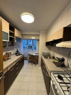 Decebal apartment overlooking the boulevard - Bucharest - 2