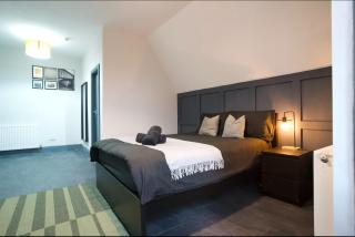 Modern Urban Escape in Moseley - Birmingham - 4