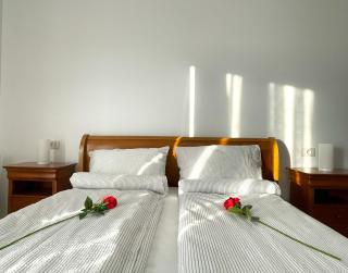 Bella Vista Green Apartment - 1