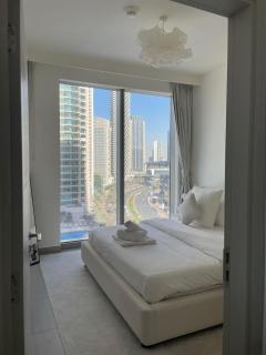 Two Bedrooms Damac Majestine - StayOn Homes - 7