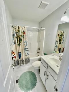 Big Waterfront House with Amazing View and Swim Deck home - 1