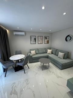 Luxurious Getaway - Gjashtë - 0