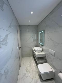 Luxurious Getaway - Gjashtë - 2