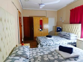 Angelina Victoria Overnight - Colesberg - 2