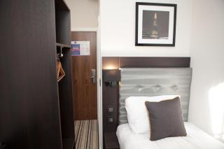The Tudor Inn Hotel - Londra - 3