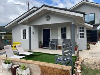 Sians Starfruit Villa - Falmouth - 0