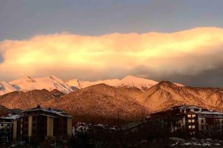 Host2U Art AP - Fireplace - Free parking - 5min Gondola - Bansko - 7