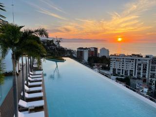 Luxurious Condo Colozza SohoPV 1Bed 2Bath - 2