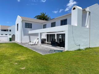 Clarke House - Stompneusbaai - 9