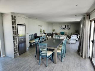 Clarke House - Stompneusbaai - 1