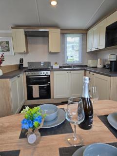 Durdle Door family Holiday Home - West Lulworth - 1