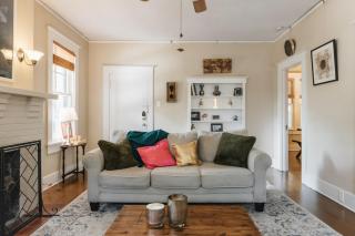Historic Victorian 4B Home on UT Campus & Downtwn - 8