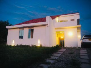 Casa con Piscina privada en Ricaurte cerca a Xielo - 8