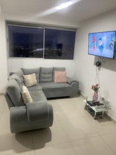 Apartamento Amoblado de Lujo en Cucuta - 2