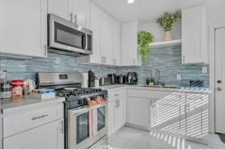 Close to Downtown! Private Yard, Fire Pit,Games - 3