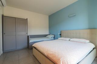 CITY CENTER - Modern flat with FREE PARKING and WIFI - Apt A - 0