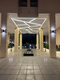 Apparently 2 bedrooms- baby equipment - 8