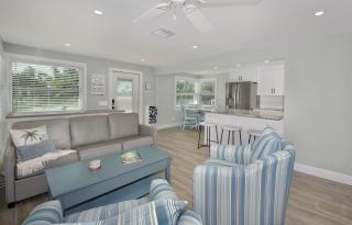 Cozy Cottage by Sun Palace Vacations - 6