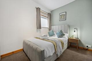 Chic 2 Bed Apartment With Free Parking & Garden - Cambridge - 1