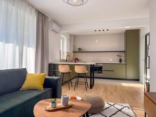 Cityscape Green, Modern Designer Apt - Braşov - 5