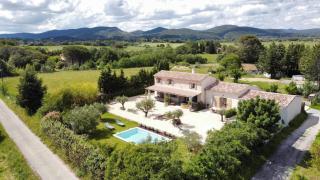 "Le Mazet de la Draille" - Gîtes et Mas en Cévennes - Meublé de Tourisme 5 Etoiles - jusqu'à 14 personnes - Piscine et Jacuzzi - Bagard - 7