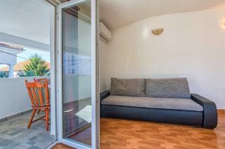 Era apartments near the beach - Brodarica - 4
