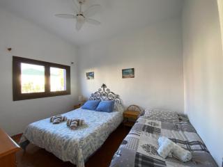 La Huida Chalet con piscina junto al mar - 1